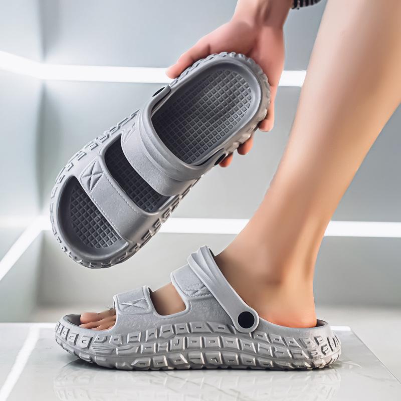 Sandals summer wear non-slip men's cool slippers fashion trend versatile thick bottom step on shit feeling comfortable beach shoes