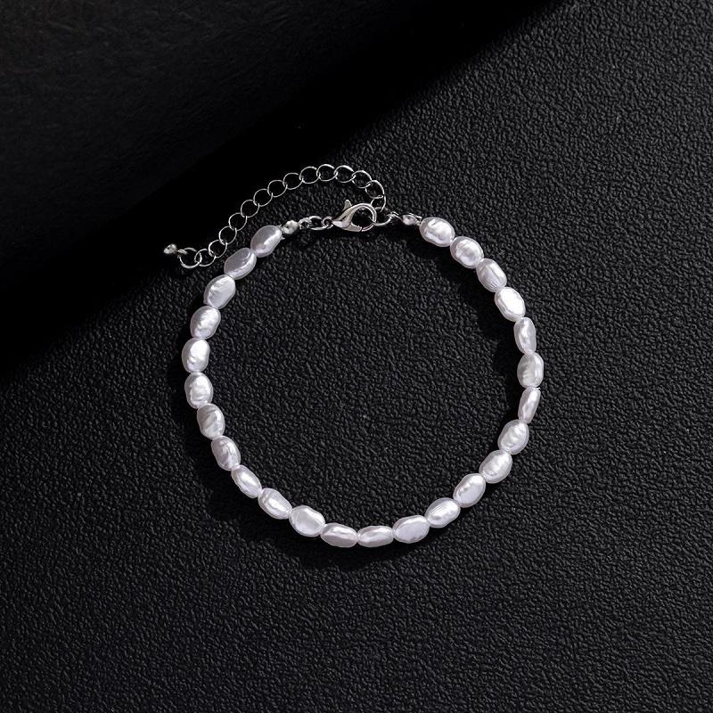 

Vintage White Imitation Pearl Chain Bracelet for Women Elegant Metal Multi Layers Beaded Chain Bracelet Jewelry Birthday Gift