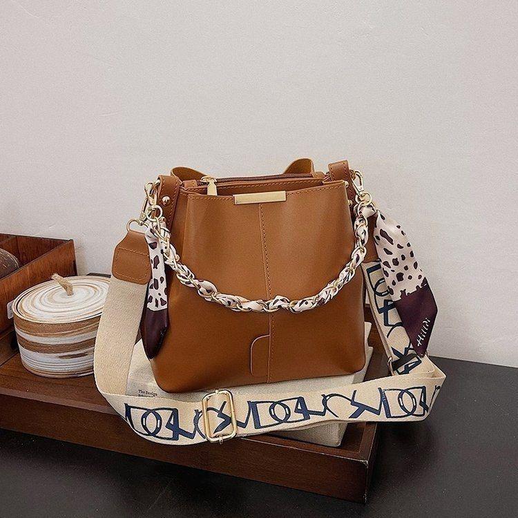 Стильная женская корейская сумка через плечо кросс-боди большой вместимости 2025