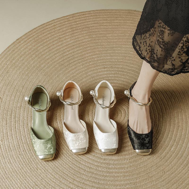 Square head, Mary Jane, great-looking shoes, thick heel, high heel, bag head sandals, women's new Chinese style, hollow sandals, summer