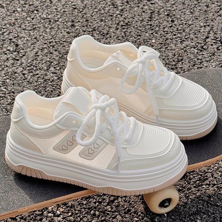 

Летняя женская обувь маленькие белые туфли женская юбка 2025 новая популярная сетчатая обувь дышащая сетчатая повседневная обувь спортивная обувь 40