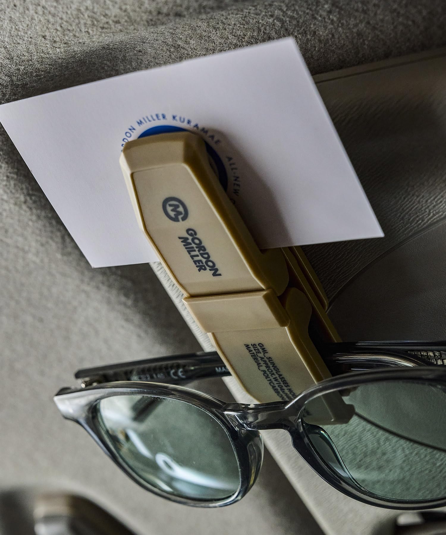 

GORDON MILLER Car Sunglasses Holder In, Coyote Beige 1735859 бежевый