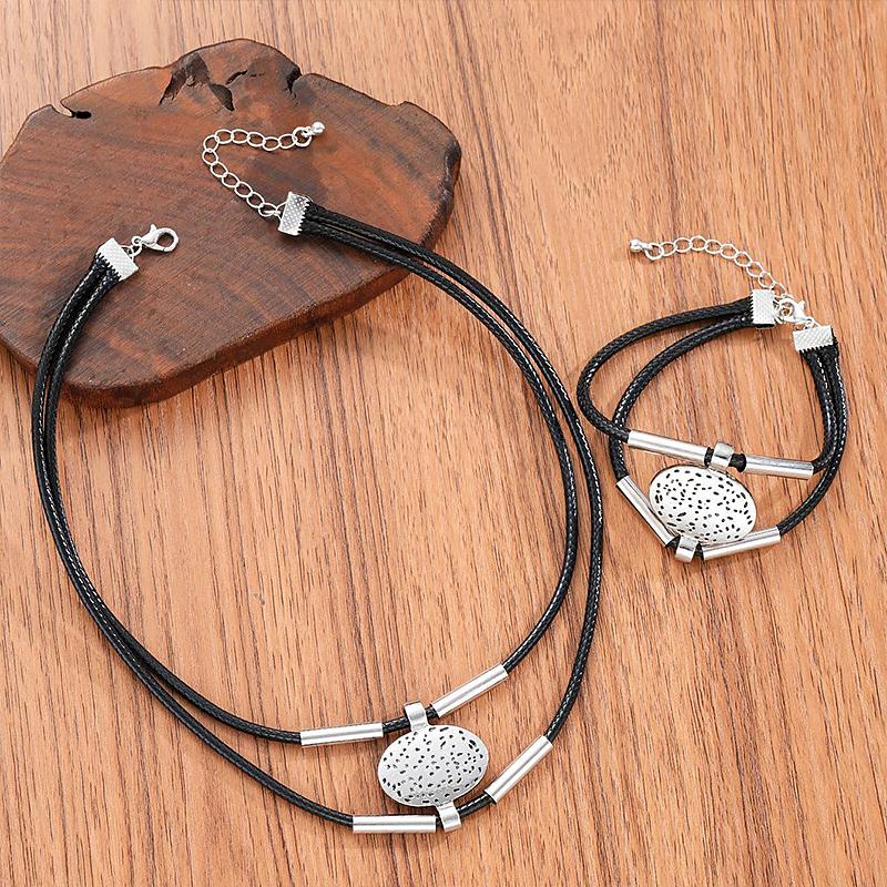 2PC/Set Metal Women Jewerly Faux Leather Vintage Gold Silver Color Girls Gifts Oval Necklace Bracelet Set Fashion Women