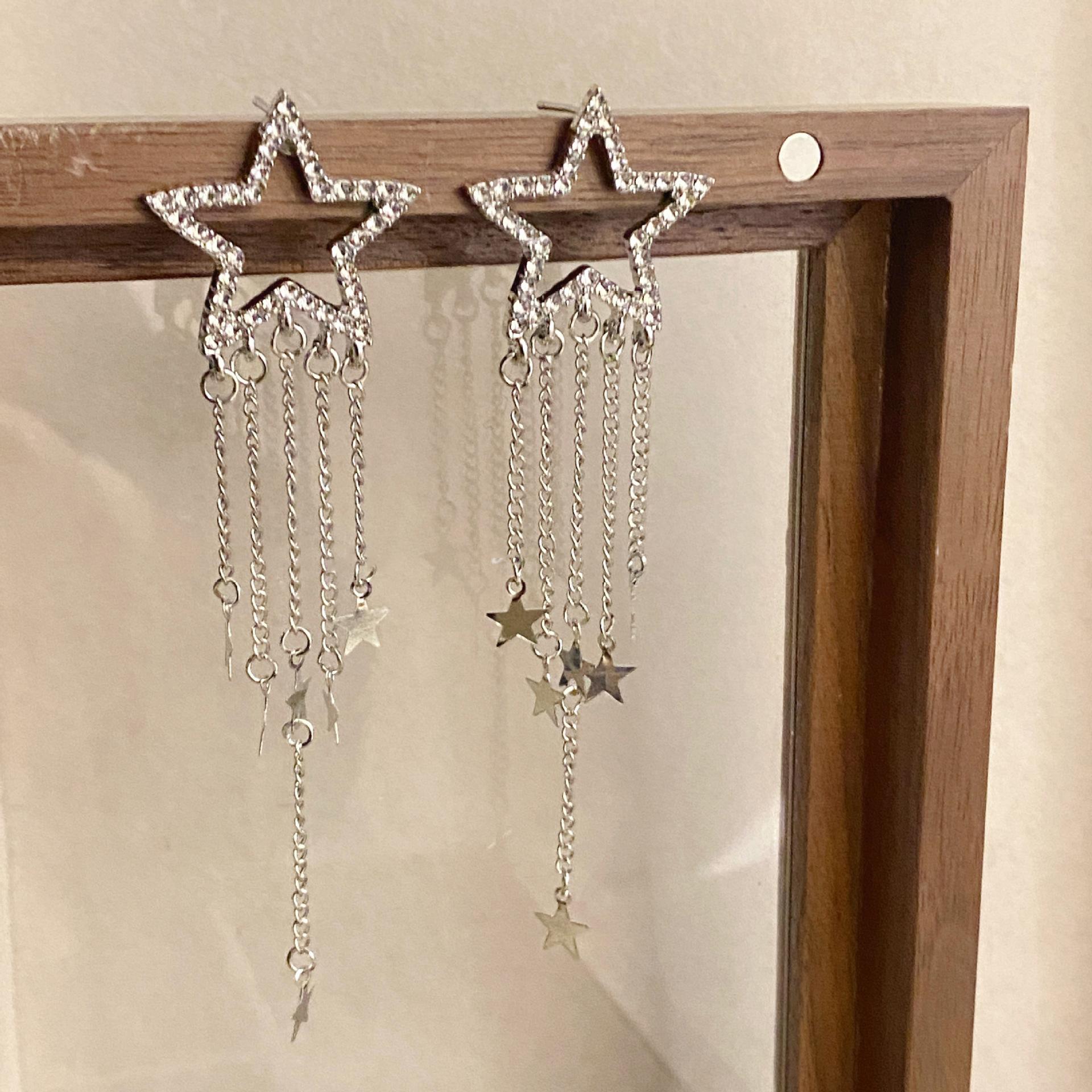 

Fashion Hollow Large Star Stud Earrings for Women Girls Light Luxury Temperament Long Tassel Dangle Earrings Jewelry Accessories