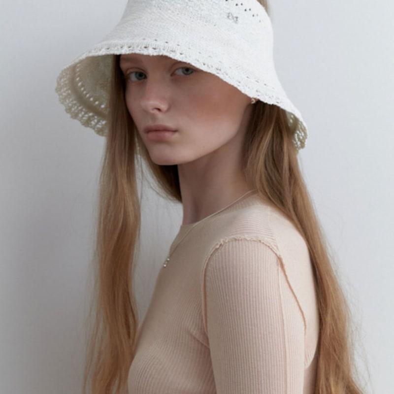 LOVE ME MONSTER Solhatt med spetskant_3FÄRG (L251MCP030)