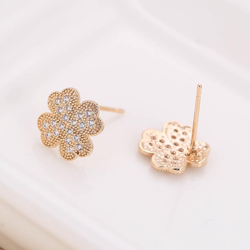 Fashion Four-Leaf Clover Diamond Stud Earrings - Elegant Women's Copper Style