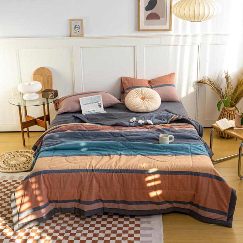 Simple Lines Summer Quilt Japanese Style Cotton Air Conditioning Quilt Luxury Soft Breathable Thin Blanket for Adults Kids
