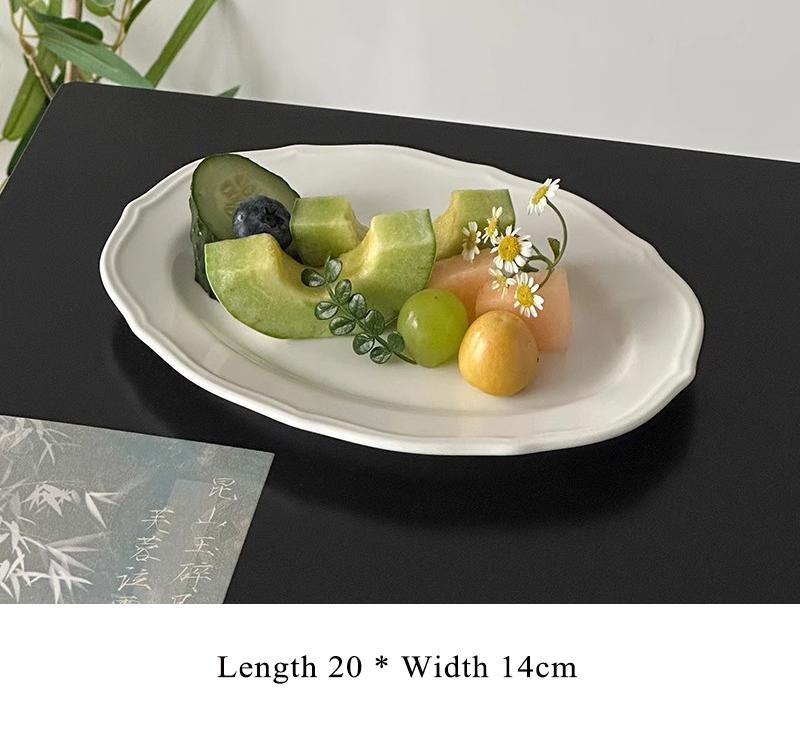 

Oval Solid Ceramic Plate New Household 8 Inch Relief Lacework Exquisite Fruit Dessert Dishes Aesthetic Afternoon Tea Tableware 8 inches білий