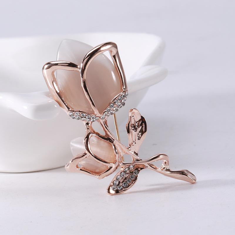 

Модная брошь-тюльпан, трендовая текстура, опаловый корсаж, дамский темперамент, цветок, булавка, одежда, аксессуары