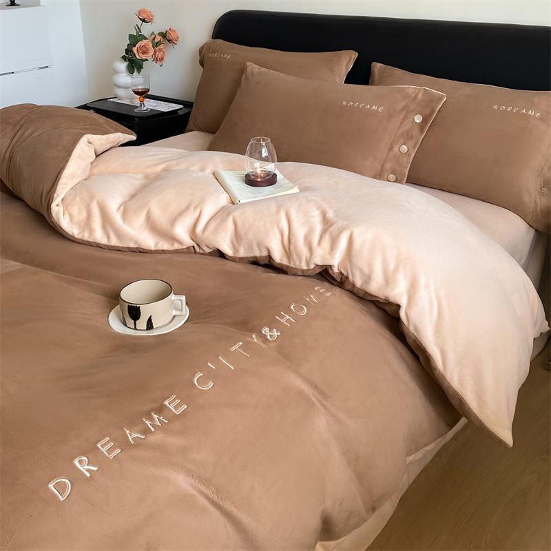 Lilang Milk Velvet Dream City Bedsheet Set