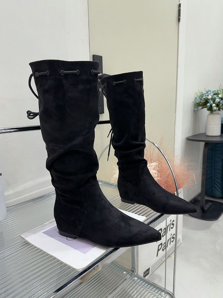European goods heightened suede high tube but knee boots autumn 2025 new pointed temperament fashion boots sleeve women's boots
