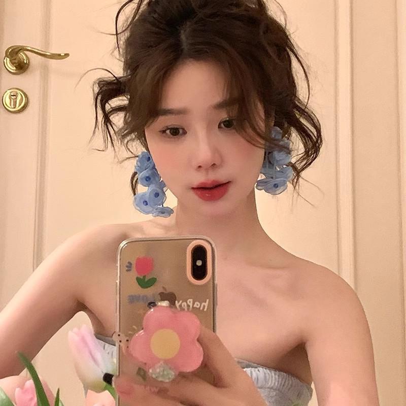 Boucles d'oreilles d'été Fleurs douces: Clous d'oreilles polyvalents haut de gamme avec aiguille en argent 925