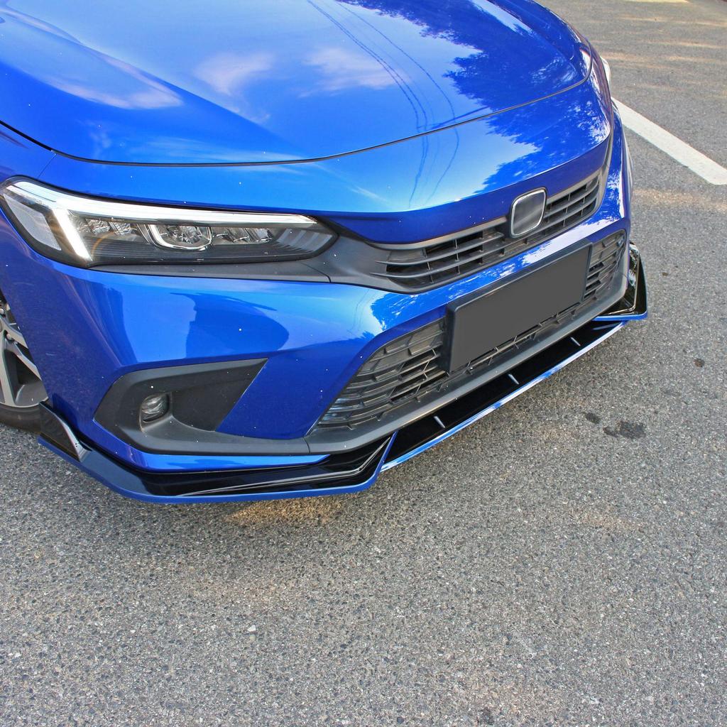 Îmbunătățiri pentru Honda Civic generația a 11-a 2022: buza frontală, eleron spate, splitter, jaluzele, bară spate.