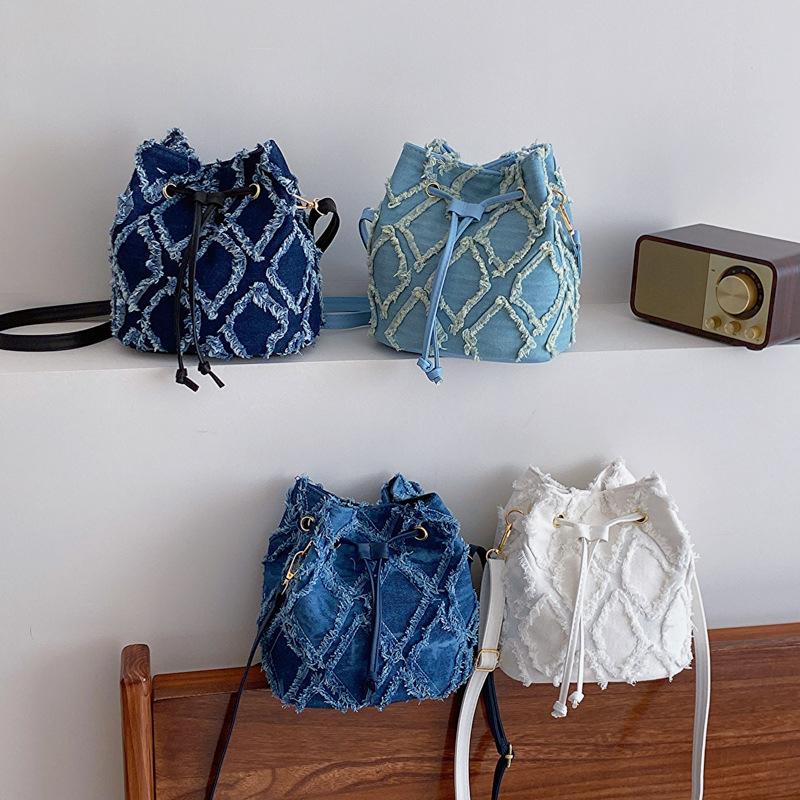 Bolsa de ombro feminina Tether Retro Design Denim Tendência Réplica Bolsa Crossbody Bolsas de balde denim de qualidade Bolsas para mulheres