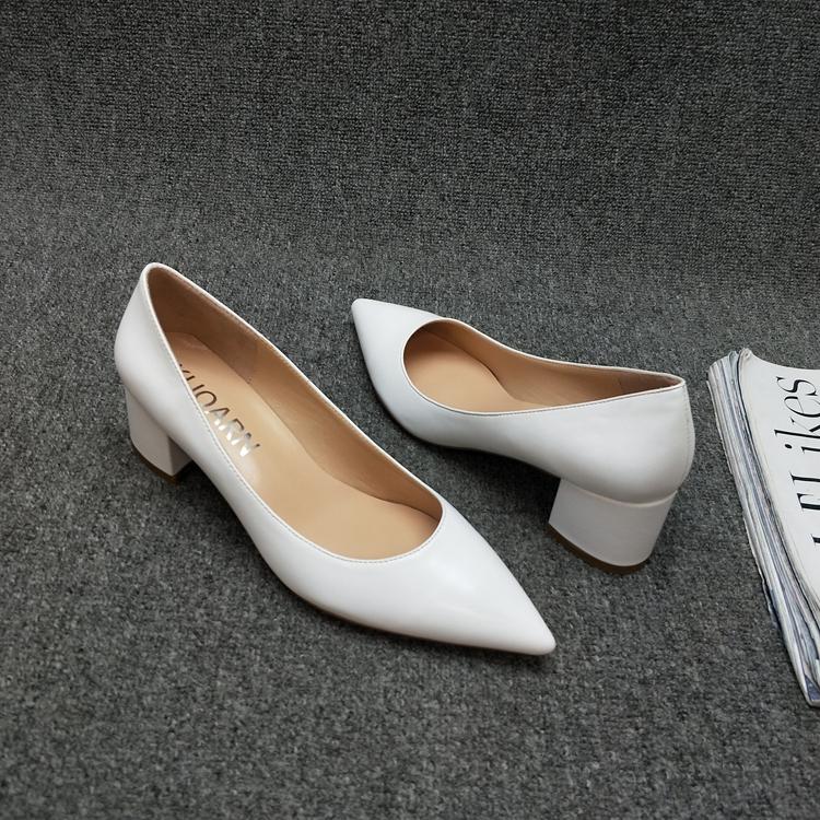 Mode Höga Klackar Spetsig Tå Låg Utskärning Damskor Högklackade Skor Chunky Sandaler Enkla Pumps Allroundskor Klassisk Stil Stilettklack