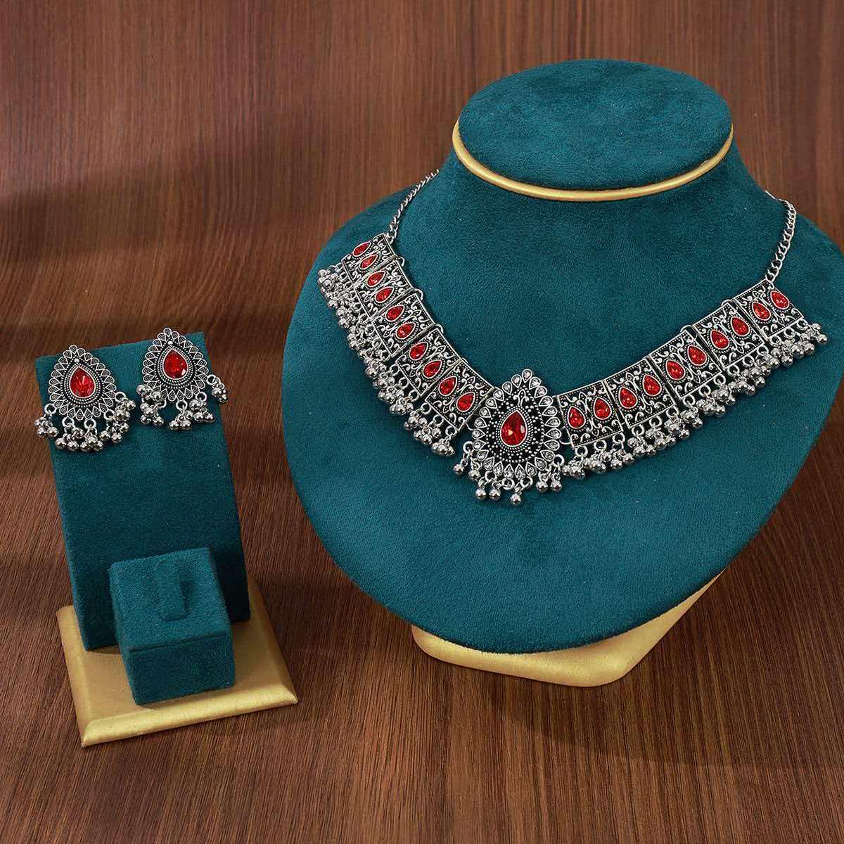 Retro Bohemian Tassel Necklace & Earrings Set with Water Drop Design