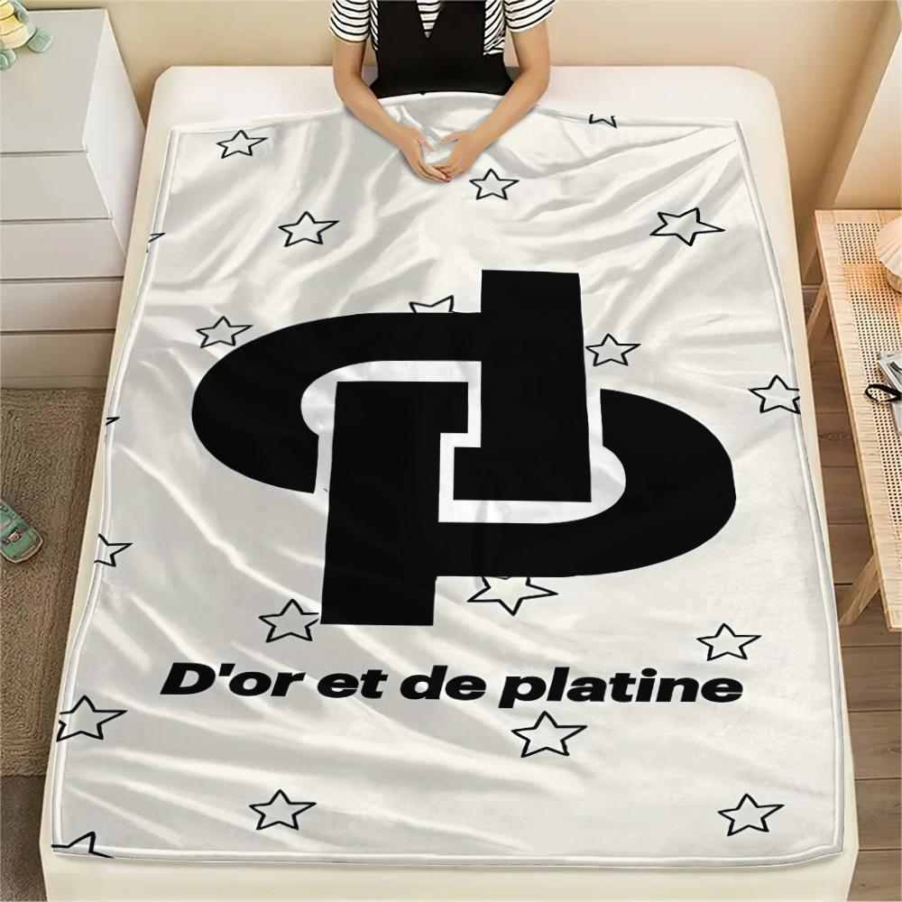 1PC JuL C'est Pas Des Lol Print Flannel Blanket, High quality All Seasons, Home Decor, Warmth and Comfort, Perfect for Christmas Gifts
