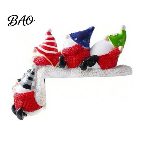 Indoor Festive Window Displays Christmas Table Edge Sitter Figurine, Tug of War Hanging Character Decor, Snowman Humorous Xmas Party Favors