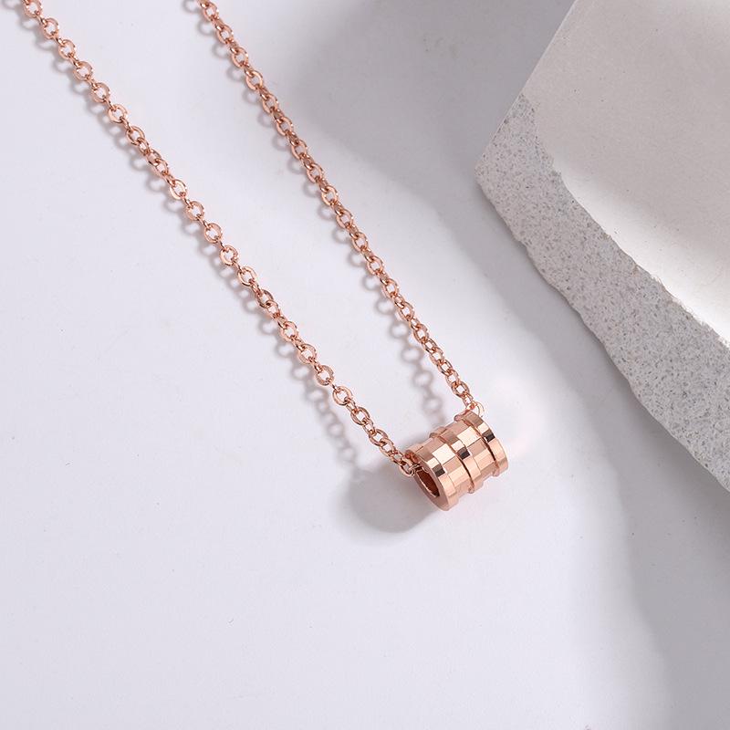Rose Gold Electroplated Rotating Pendant Necklace - Non-fading Christmas Gift