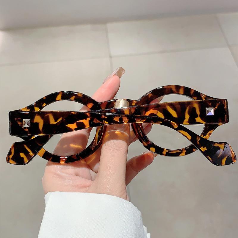 Vintage Round Rivet Glasses Anti Blue Light Small Frame Unisex Luxury Designer Eyewear Myopia Prescription