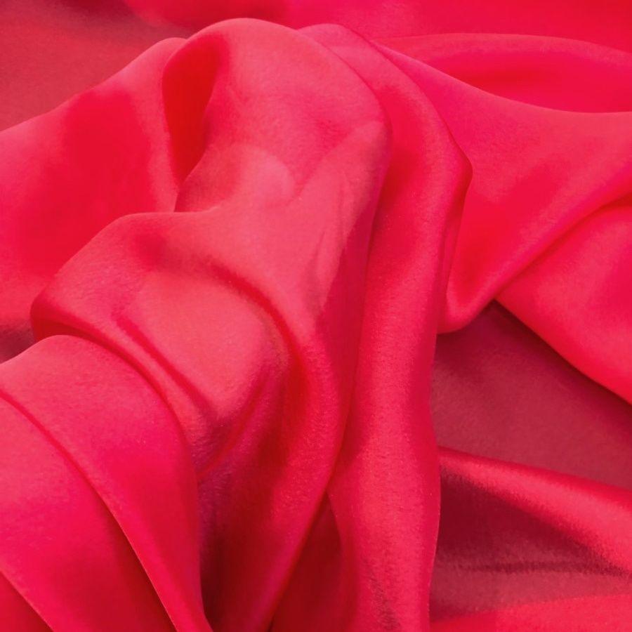 This High-end and Soft Organza Fabric Is Light and Flowing Suitable for Wedding Dresses Evening Gowns Designer Clothing Fabrics