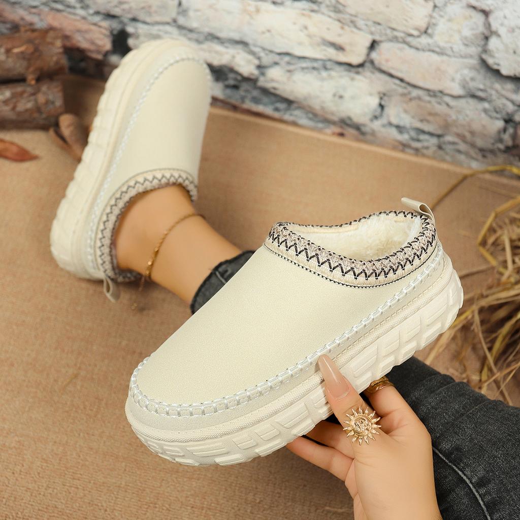 Fashion Women Snow Boots Chunky Platform Fluffy Slippers Thick Bottom Non Slip Sports Plush Boots Woman Winter Fashion Cotton Shoes