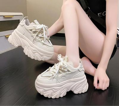 Sapatos de mulher – Ténis