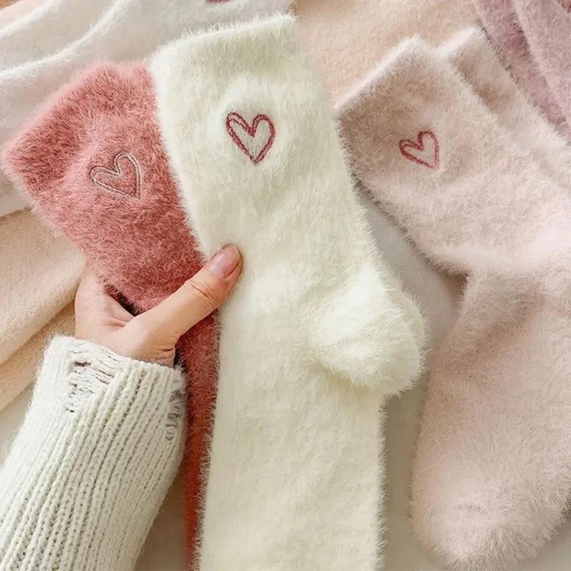Autumn Winter Fleece Bow-Tie Plush Socks Woman Cute Sweet Mid-Calf Socks Thickened Warm Home Sleep Short Socks for GirlsNon-slip