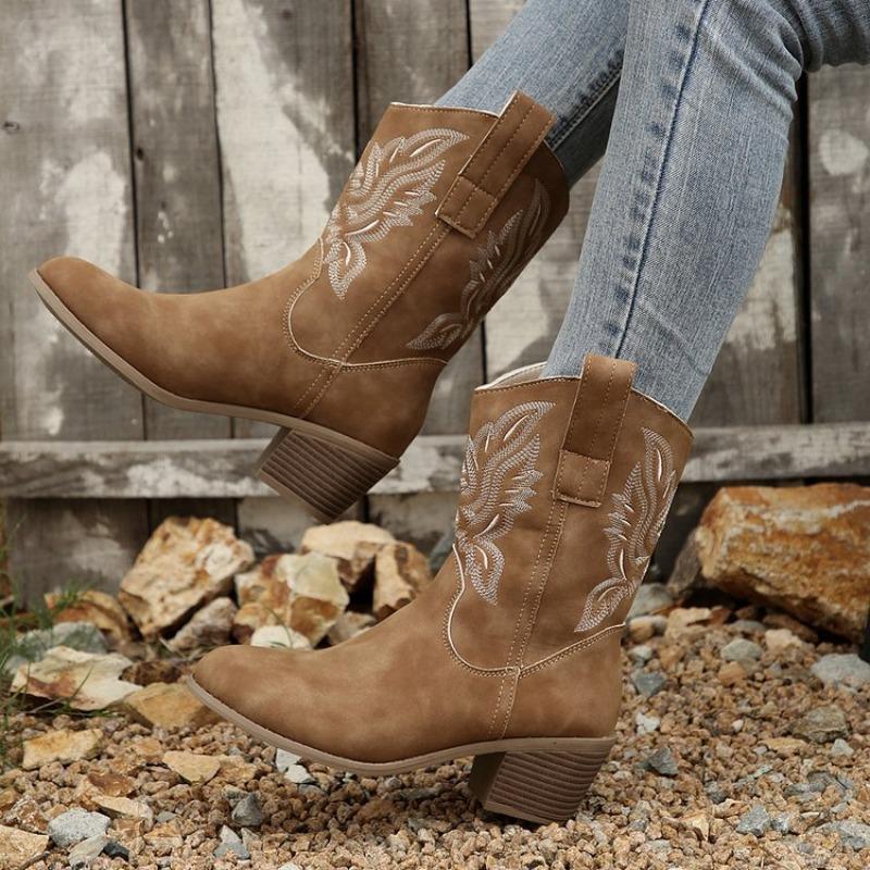 Large size embroidered square heel locomotive boots autumn and winter round head medium tube but knee women's boots