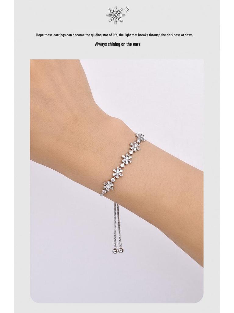 Zircon Snowflake Pull-out Bracelet: Elegant Women's Niche Design