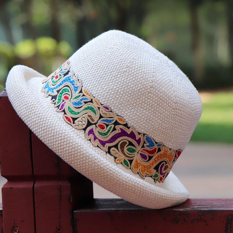 Yunnan ethnic wind cotton and linen leisure spring and summer travel embroidery hat, sunshade embroidery hat wholesale
