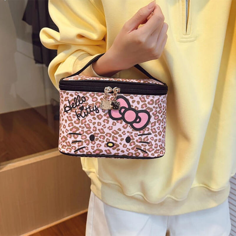 Квадратная дорожная косметичка Hello Kitty Hopi square pouch