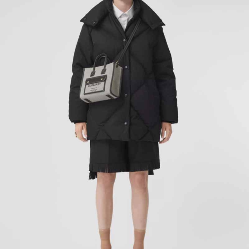 Burberry Freya Large Adjustable Strap Cotton And Calfskin Tote Bag Women Tote Bags Black Gray 80441421