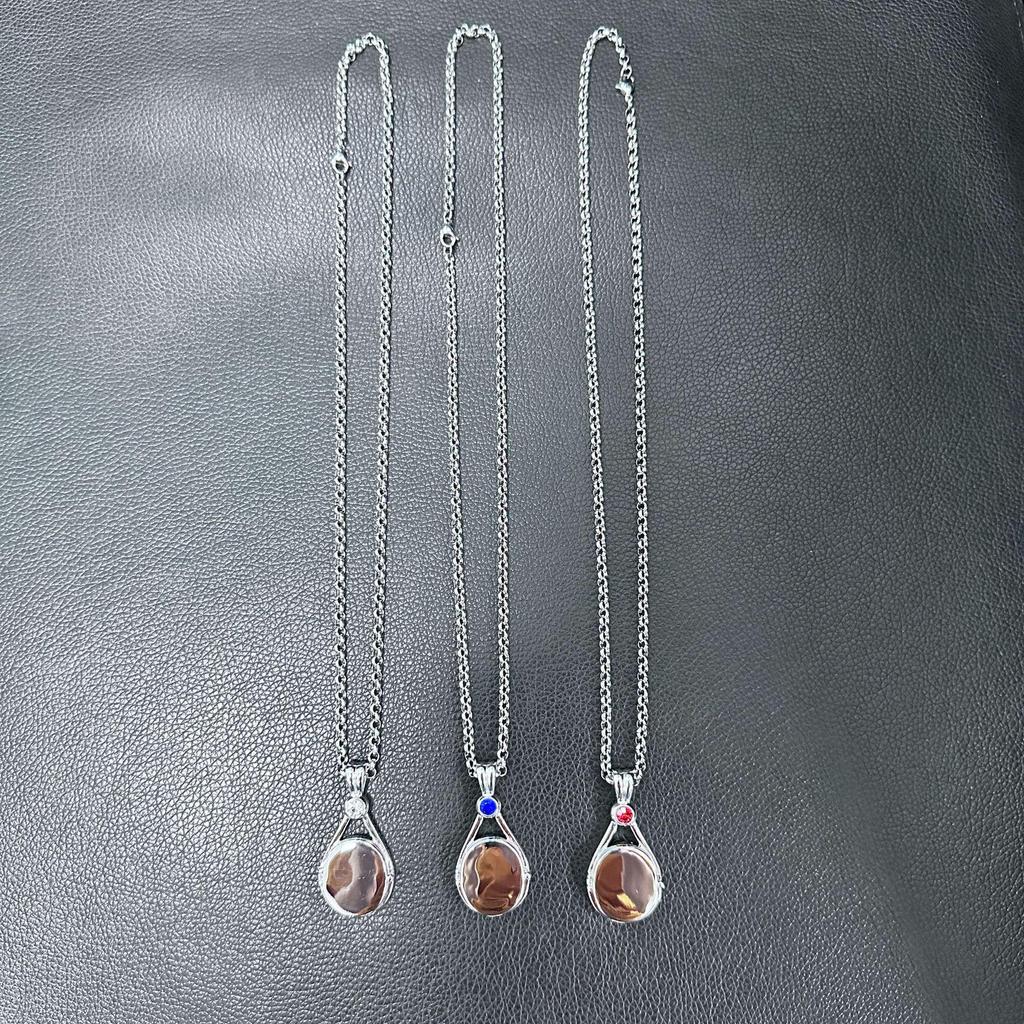 Red Sand Imprint Mermaid Shell Pendant Necklace