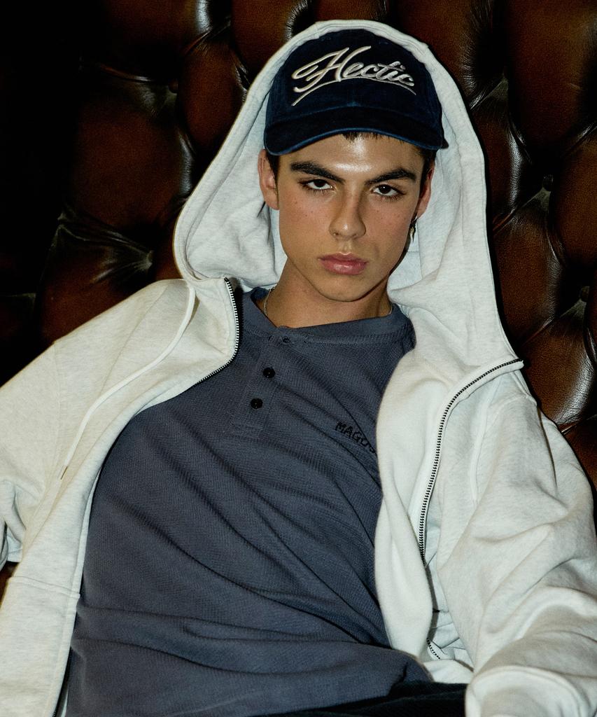 MAGOODGAN Headwear 9321 Hectic Navy Cotton Ball Cap