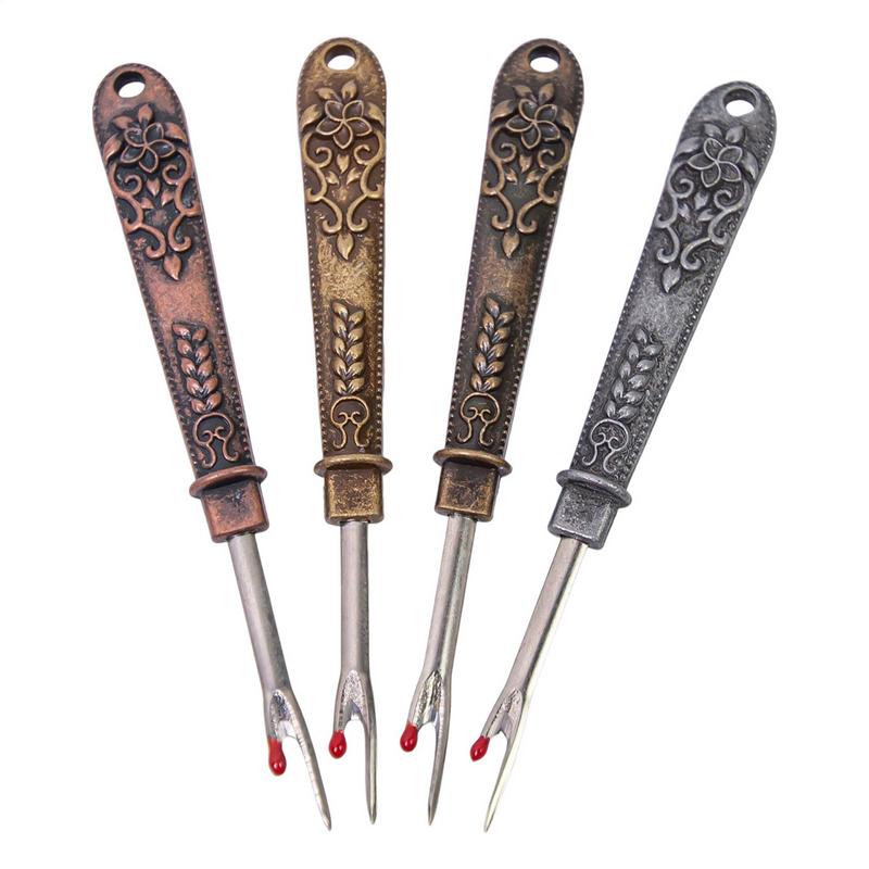1pcs Vintage Sewing Seam Ripper Alloy Stainless Steel Quick Seam Removal And Hole Cutting Removal Tool Sewing Seam Cutter
