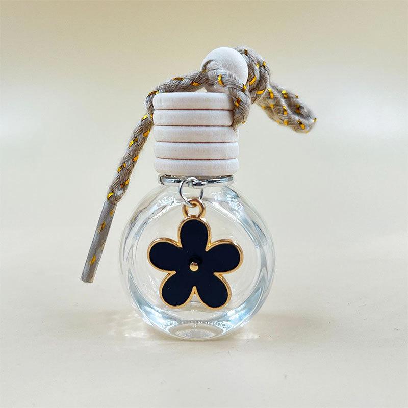 Hanging Car Air Freshener Pendant – Long-lasting Light Scent for Rearview Mirror Ornament