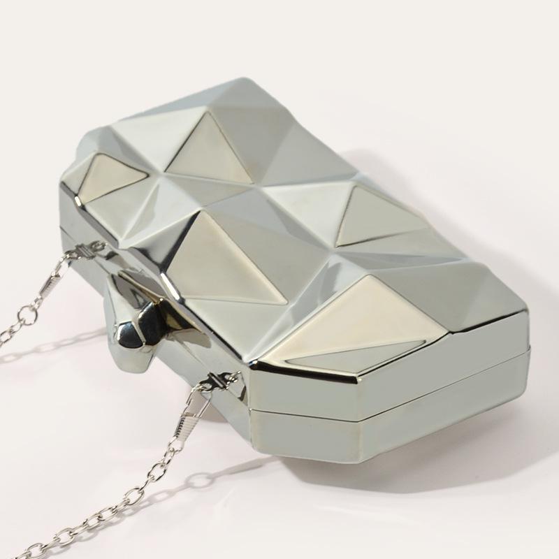 Chic Diamond Lattice Metal Chain Handbag: Crossbody, Clutch, or Evening Bag