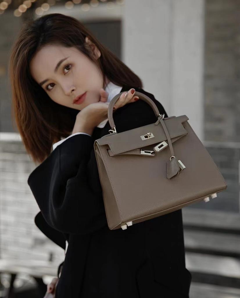 Classic And Atmospheric Handbag / New Style Fashionable And Versatile Single Shoulder Crossbody Bag High-end Hand-held Leather Women's Bag