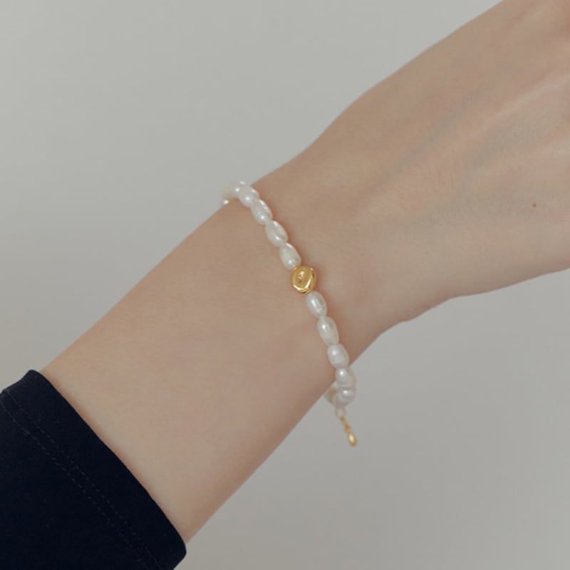 Shertz Ugly Freshwater Pearl Bumpy Stone Bracelet (24k Gold Plated)