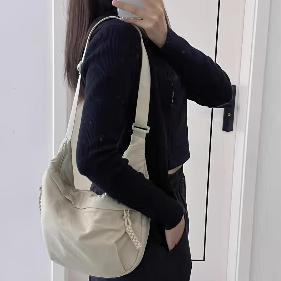 

Large Capacity Tote Bag, Lightweight Nylon Crossbody with Half Moon Shape, Adjustable Shoulder Strap and Multiple Zip Closure бежевый