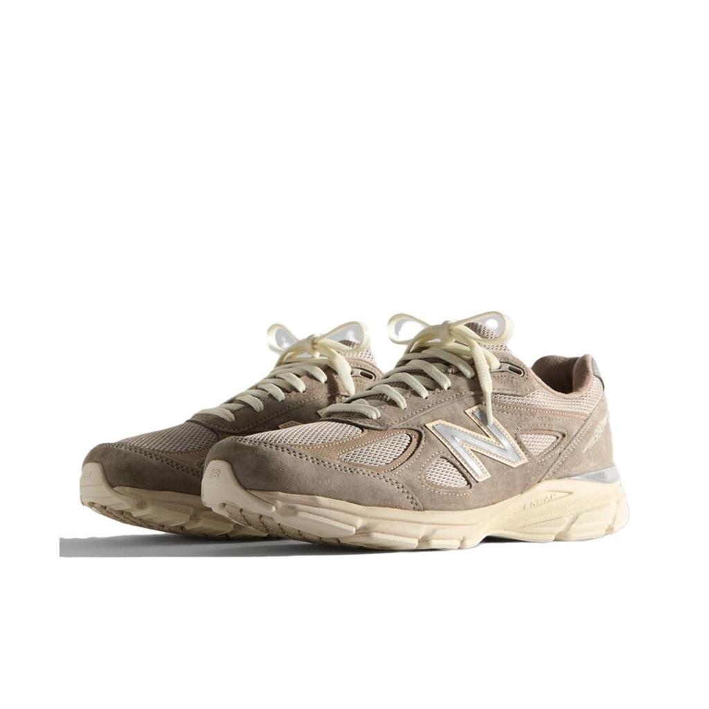 Kith x New Balance 990v4 Made in USA Moonrock Sneakers Unisex Grigio U990KT4