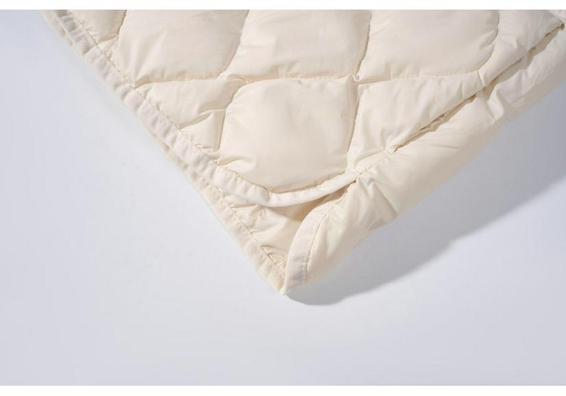 In-Stock Women's Lightweight V-Neck Cloud Down Jacket - White Duck Down, Stylish & Warm