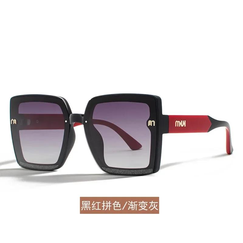 

2025 New Square Sunglasses Women Luxury Brand Designer Letter Sun Glasses Vintage Polarized Eyewear Ladies UV400 Oculos De Sol no case