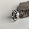 Серебряное кольцо с фианитами, вес изделия 3,48 гр (60002297)