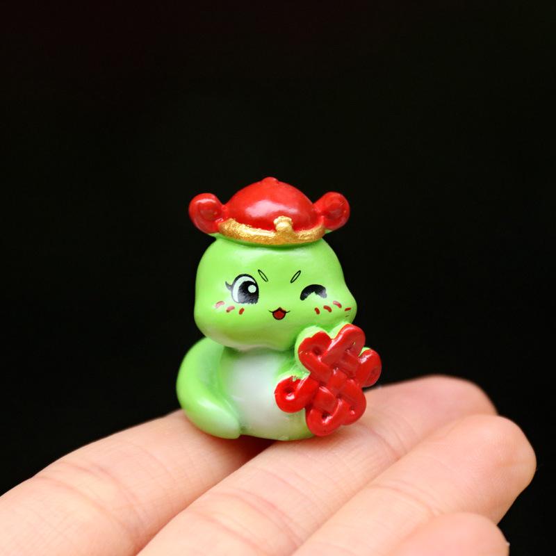 Trendy Baby Snake Doll Resin Crafts – Cute Animal Blind Box Car Ornament