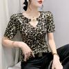 2023 Europäisches V-Ausschnitt Leopardenmuster Damen Slim Fit Kurzarm T-Shirt
