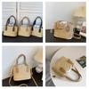 Ins Grass Woven Handtasche Sommer Neue Casual Vacation Damen Gemüsekorb Umhängetasche Kontrastfarbe Messenger Bag Damentasche