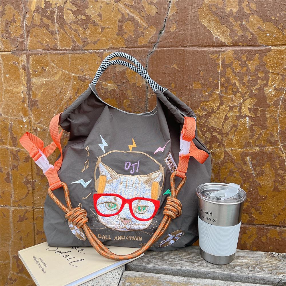 

Жіноча модна літня вишита сумка на плече з ланцюжком у вигляді кульок великої місткості Medium Bag Only