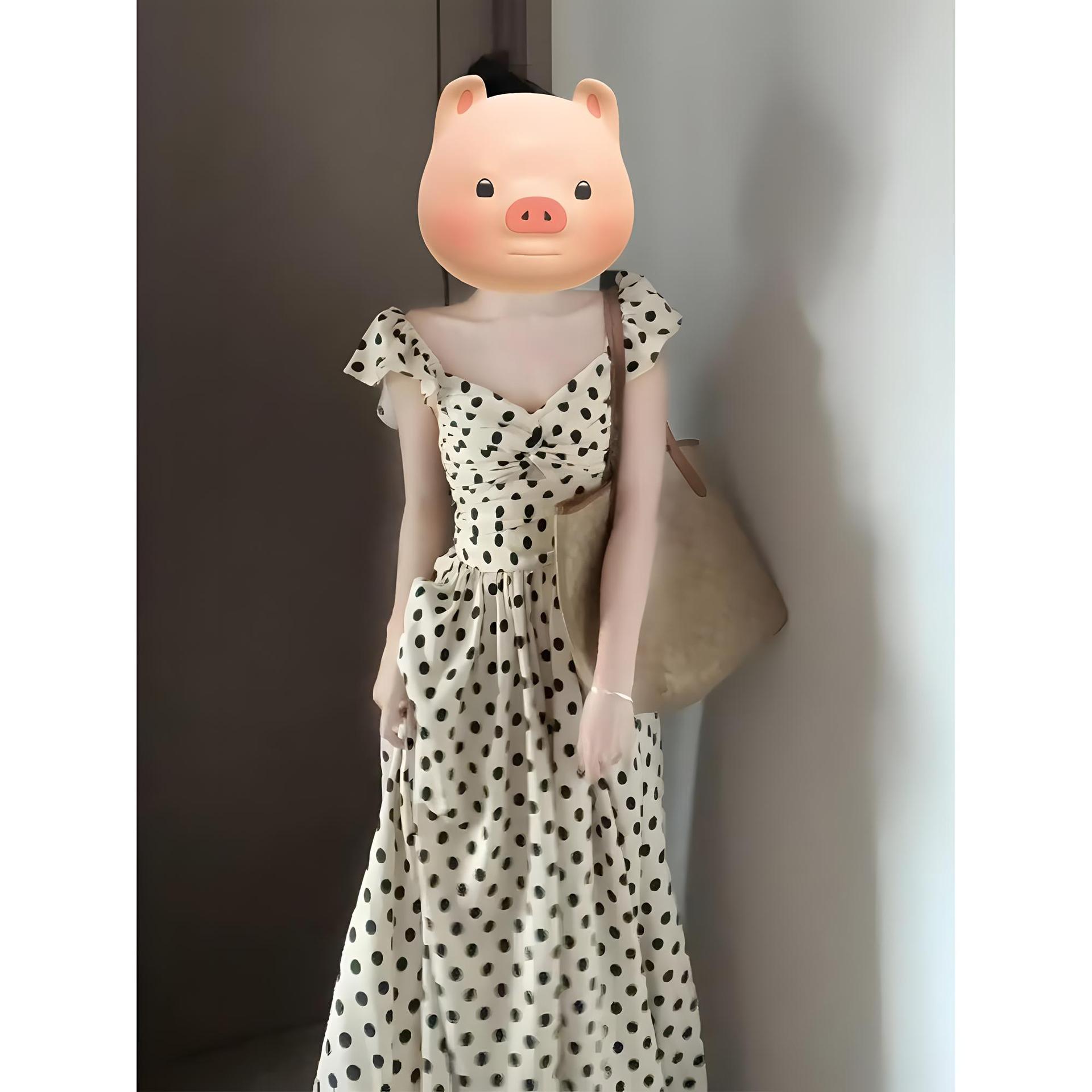 

Retro black and white polka dot hollow small flying sleeve dress gentle temperament beautiful unique waist a word long dress XL- (recommended 110-60kg)